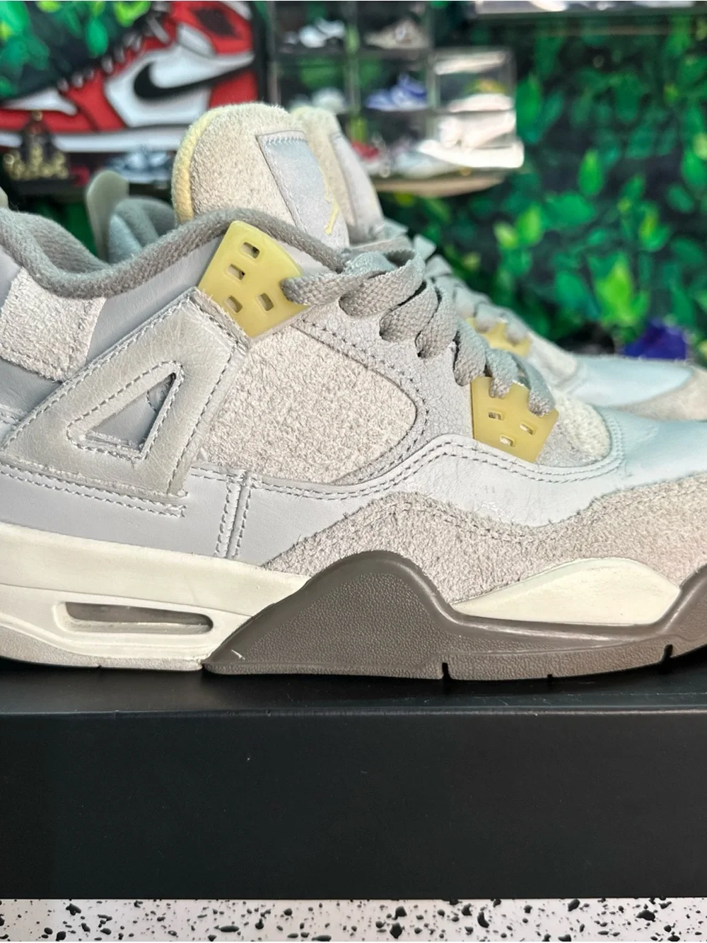 Jordan 4 Retro SE Craft Photon Dust Size 5Y/6.5W